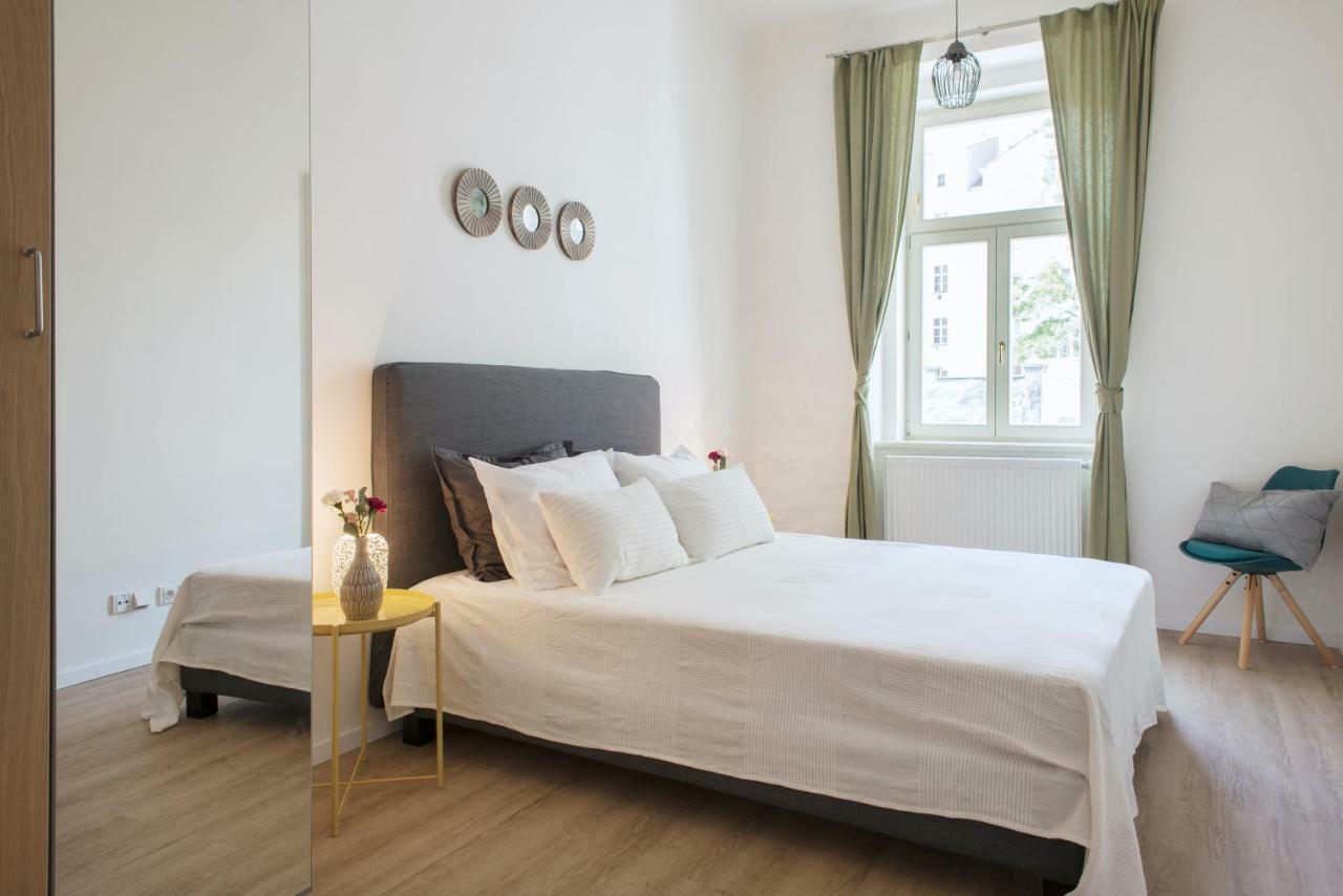 Апартаменты Kent Ridge Loft Прага Экстерьер фото